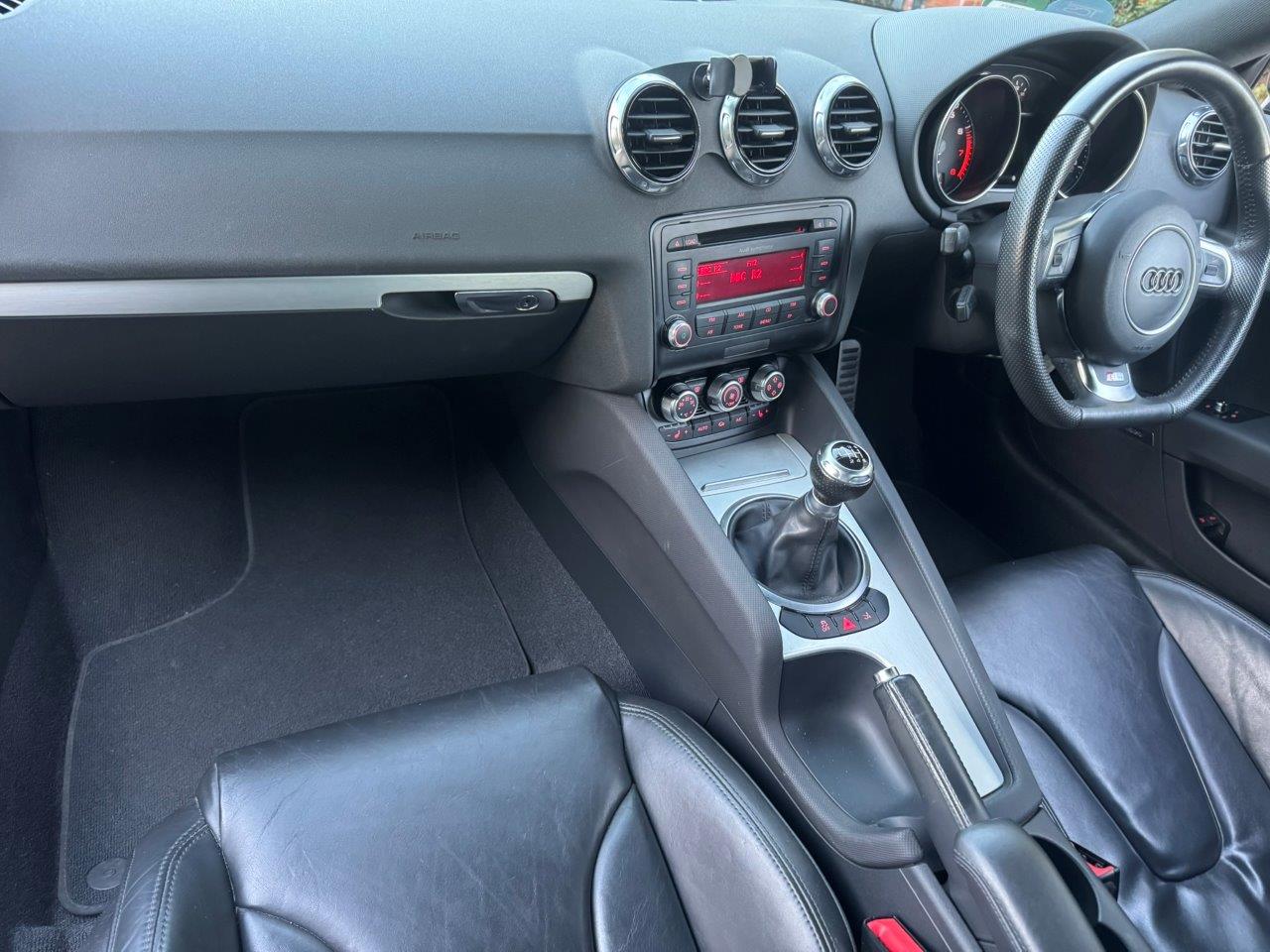 _RX63EFE 21115 (9).jpg